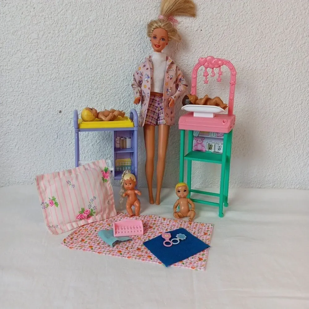 Barbie vtg giggles